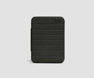 Medium Tech Case in Jet Black